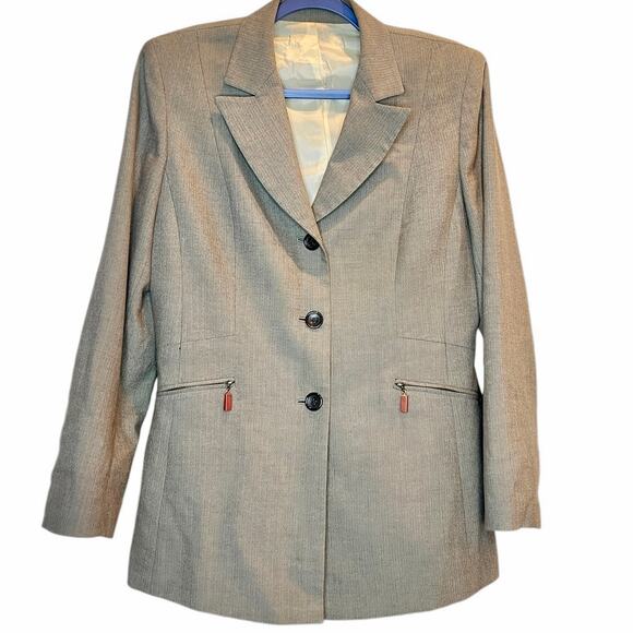 Kasper Blazer and Pant Suit - Picture 2 of 9